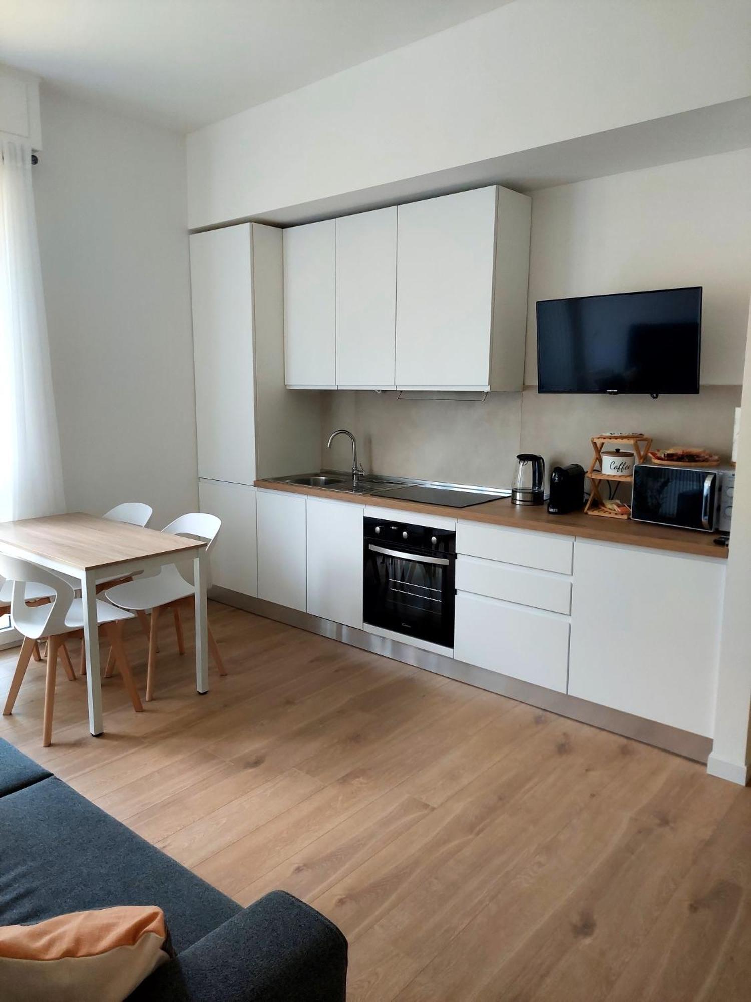 Casa Corso Matteotti 16 Lägenhet Lecco Exteriör bild
