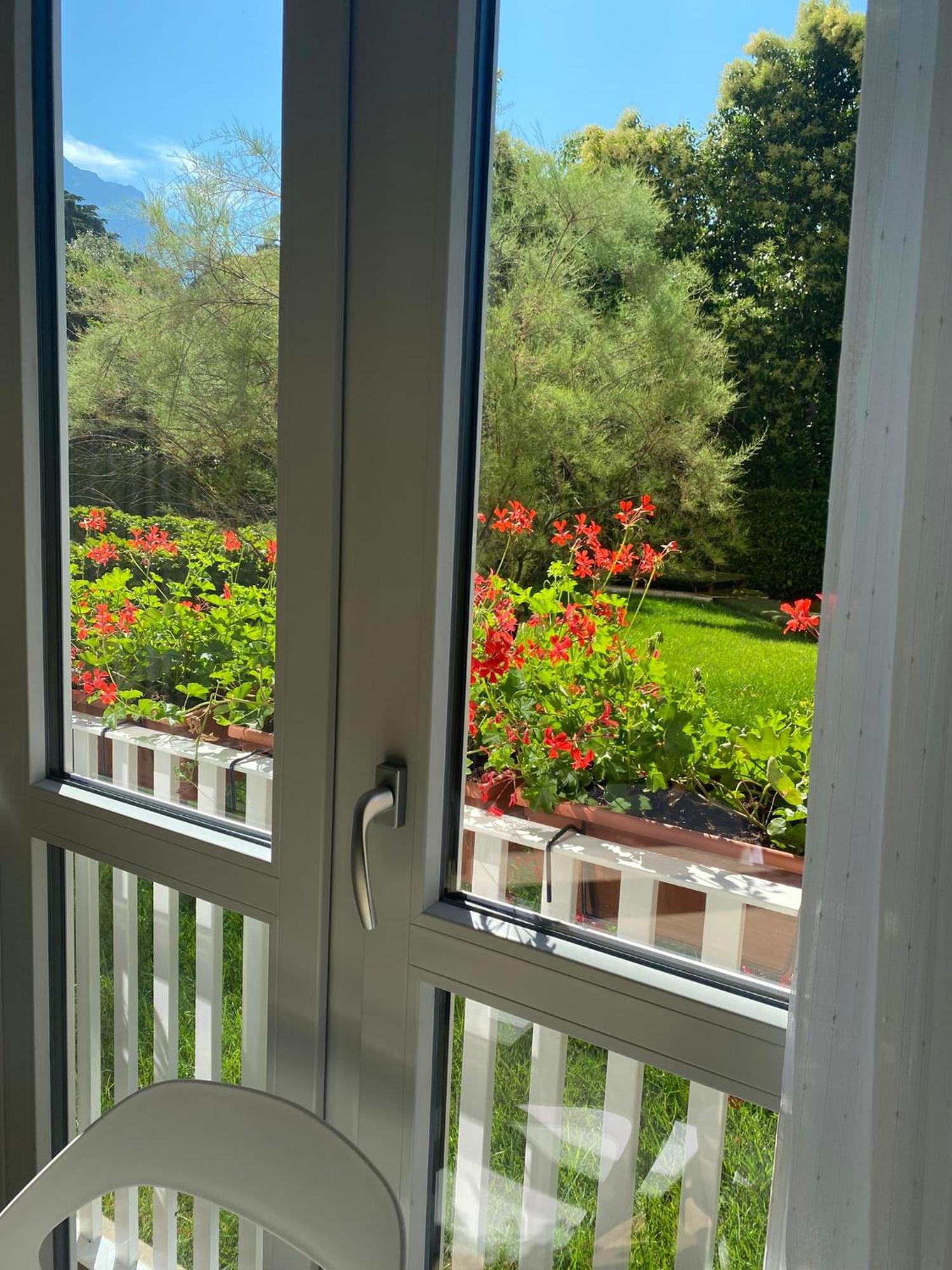 Casa Corso Matteotti 16 Lägenhet Lecco Exteriör bild